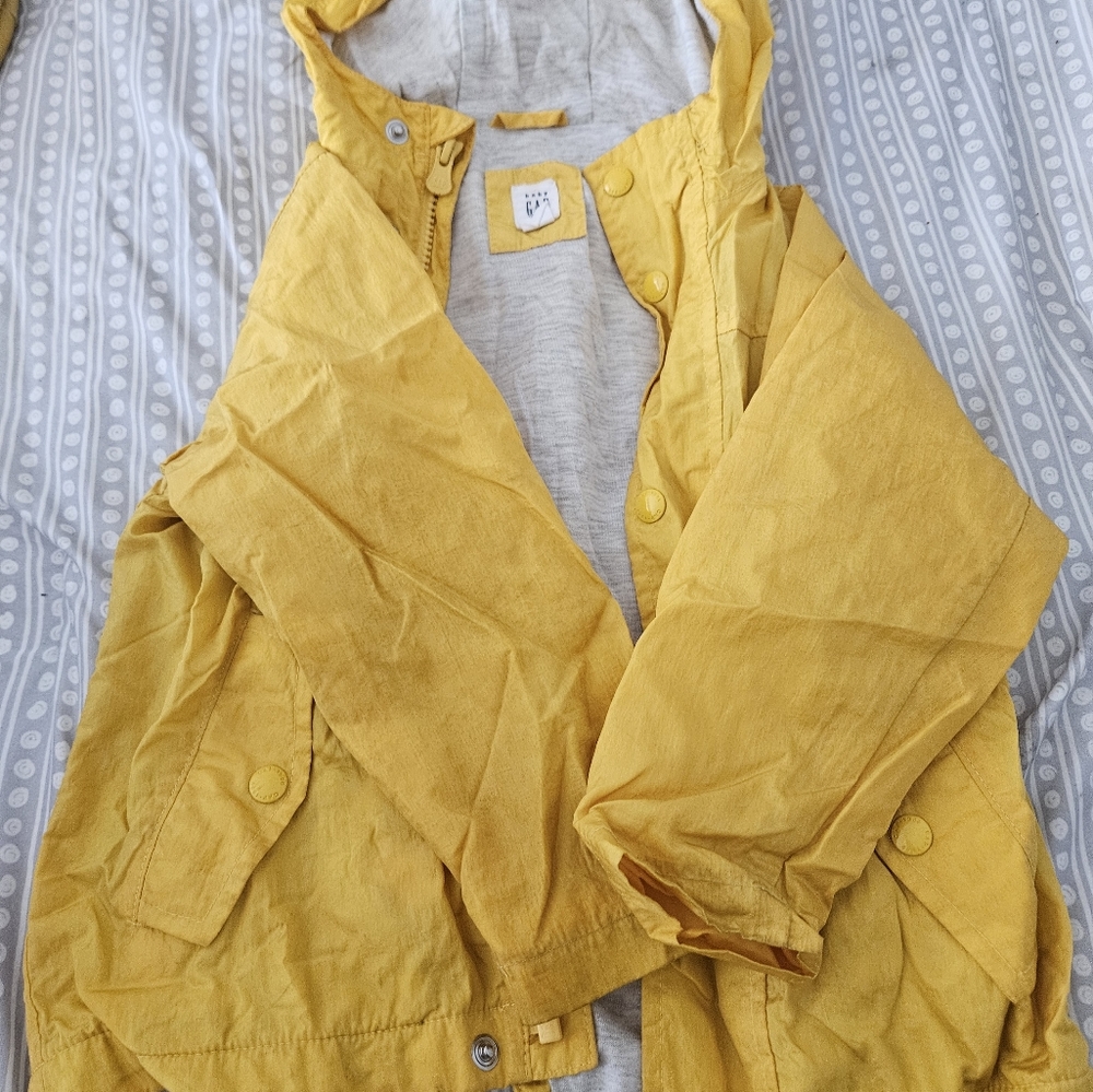 Gap kids raincoat